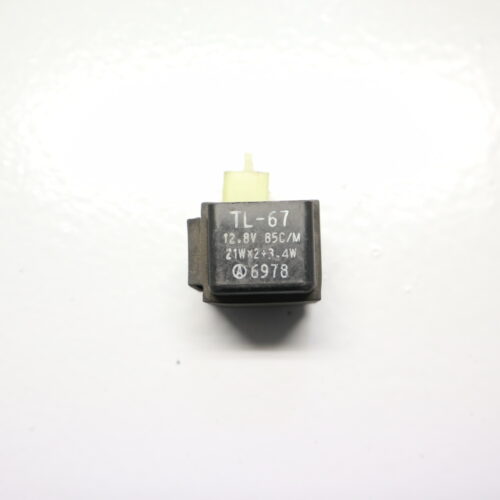 Relé intermitentes Burgman 125 200 E3C186