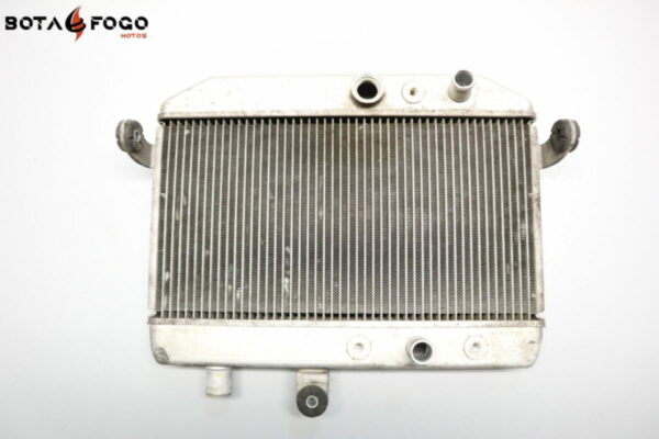 Radiador Burgman 400 06-16 M3C043