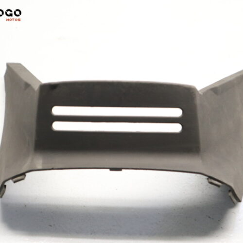 Tapa bajo asiento    Suzuki Burgman 125/150 2002-2006 P3C688