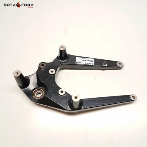 Basculante escape Suzuki Sixteen 125 200 2006-2013 C3A0263