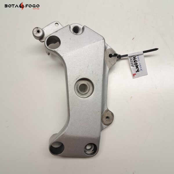Soporte motor IZQ Honda Hornet 600 2003-2006 C3A0295 50700-MBZK