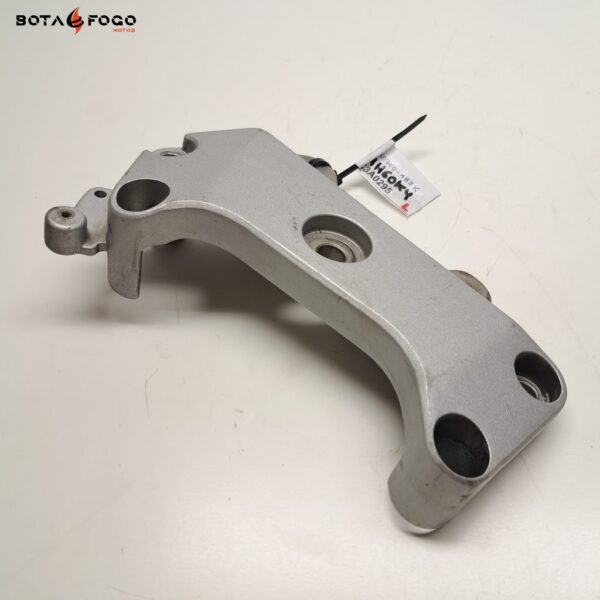 Soporte motor IZQ Honda Hornet 600 2003-2006 C3A0295 50700-MBZK - Imagen 2