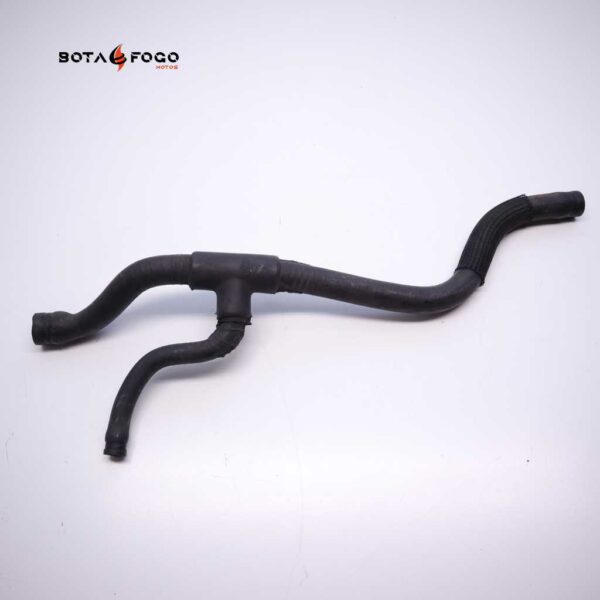 Tubo agua    Aprilia Sportcity 125 200 250 2004-2010 M3A0796