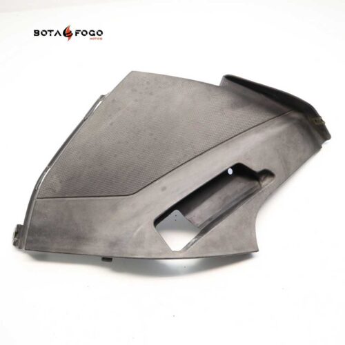 Tapa IZQ    Aprilia Sportcity 125 200 2004-2010 P3A0495 108359 IZQ