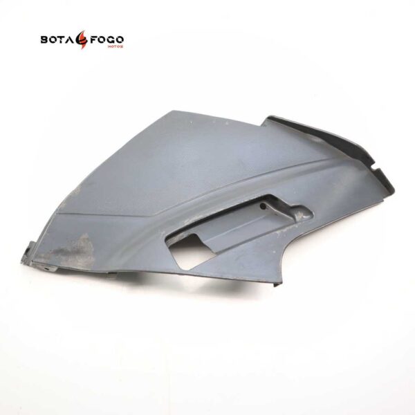 Tapa IZQ    Aprilia Sportcity 125 200 2004-2010 P3A0498 108359 IZQ