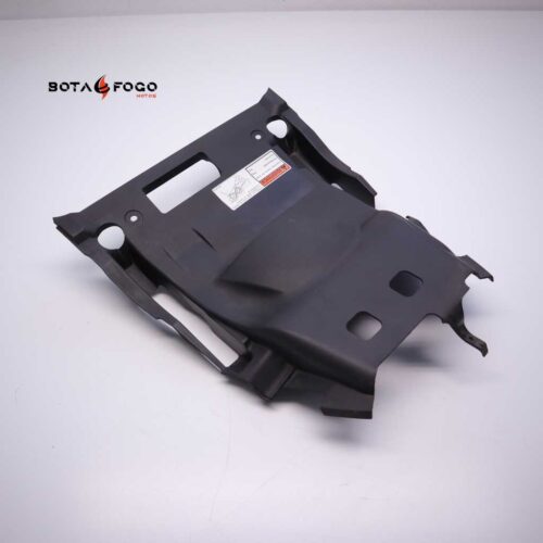 Tapa aire    Suzuki Burgman 400 2006-2016 P3A0612 92212-05h0